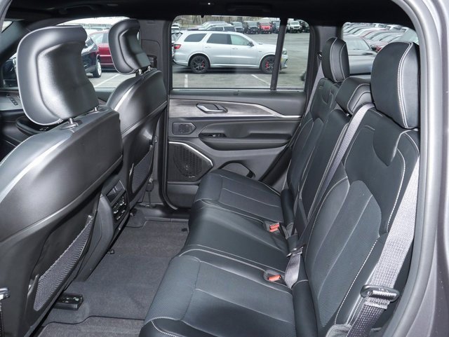 New 2025 Jeep Grand Cherokee Overland w/ Adv Protech Group III image 28