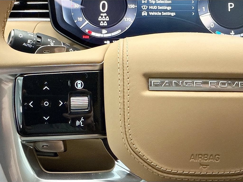 New 2026 Land Rover Range Rover Long Wheelbase SE AWD/4WD image 11
