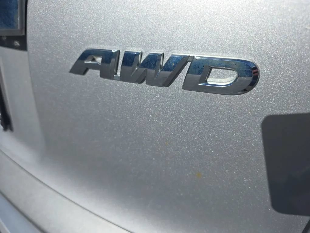 Used 2015 Honda CR-V LX image 17