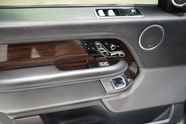 Used 2021 Land Rover Range Rover Autobiography AWD/4WD image 8