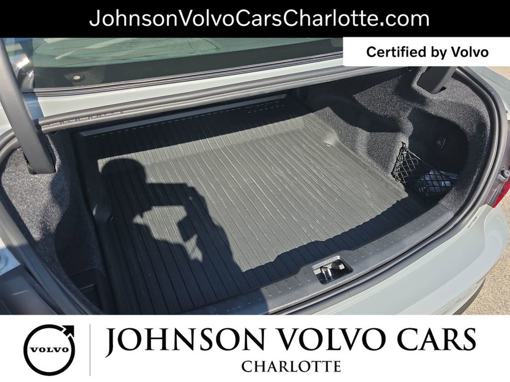 Certified 2024 Volvo S60 T8 Ultimate w/ Climate Package image 12