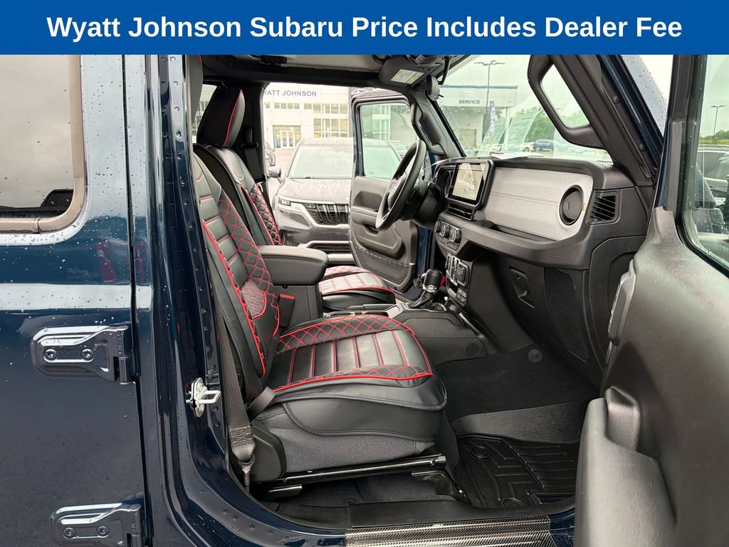 Used 2025 Jeep Gladiator Sport AWD/4WD image 32