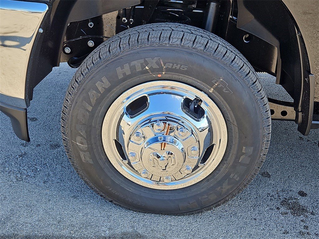 New 2026 RAM 3500 Tradesman image 13