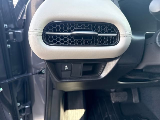 Certified 2025 Honda HR-V EX-L image 14
