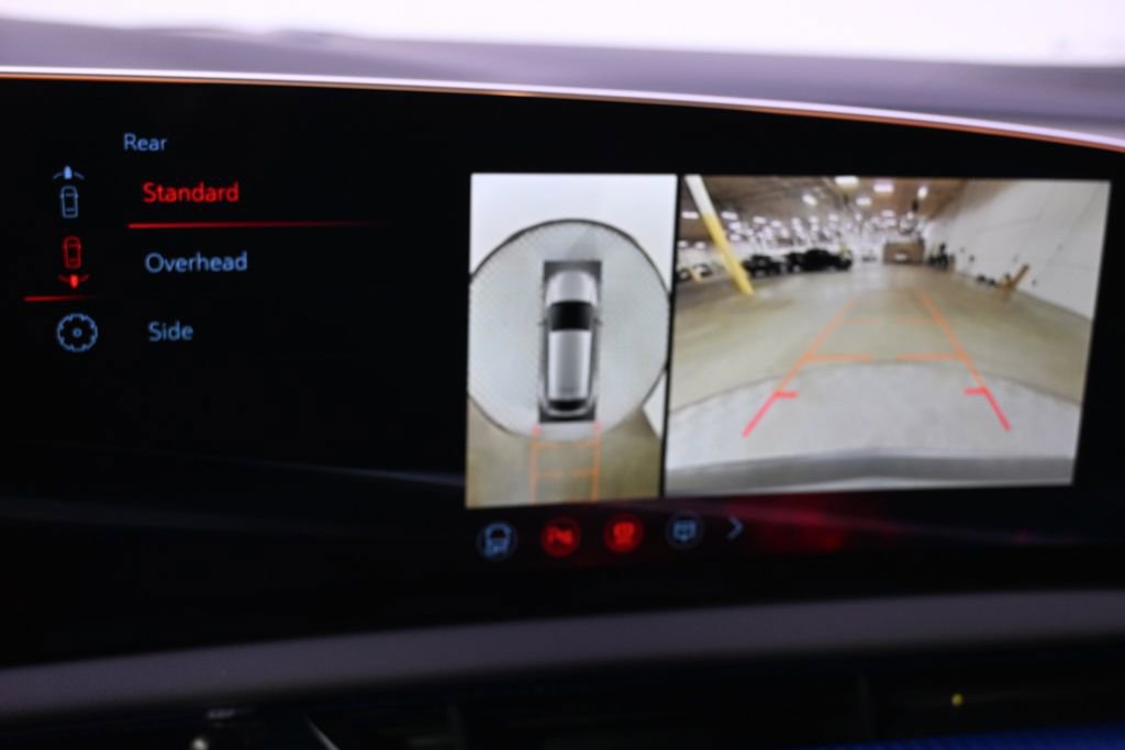 New 2026 Cadillac Optiq V image 32