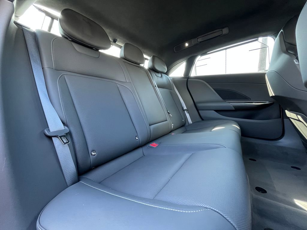 Used 2024 Lucid Air Touring AWD/4WD image 27