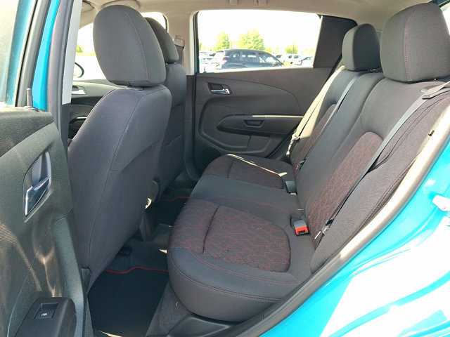 Used 2020 Chevrolet Sonic LT w/ Convenience Package FWD image 11