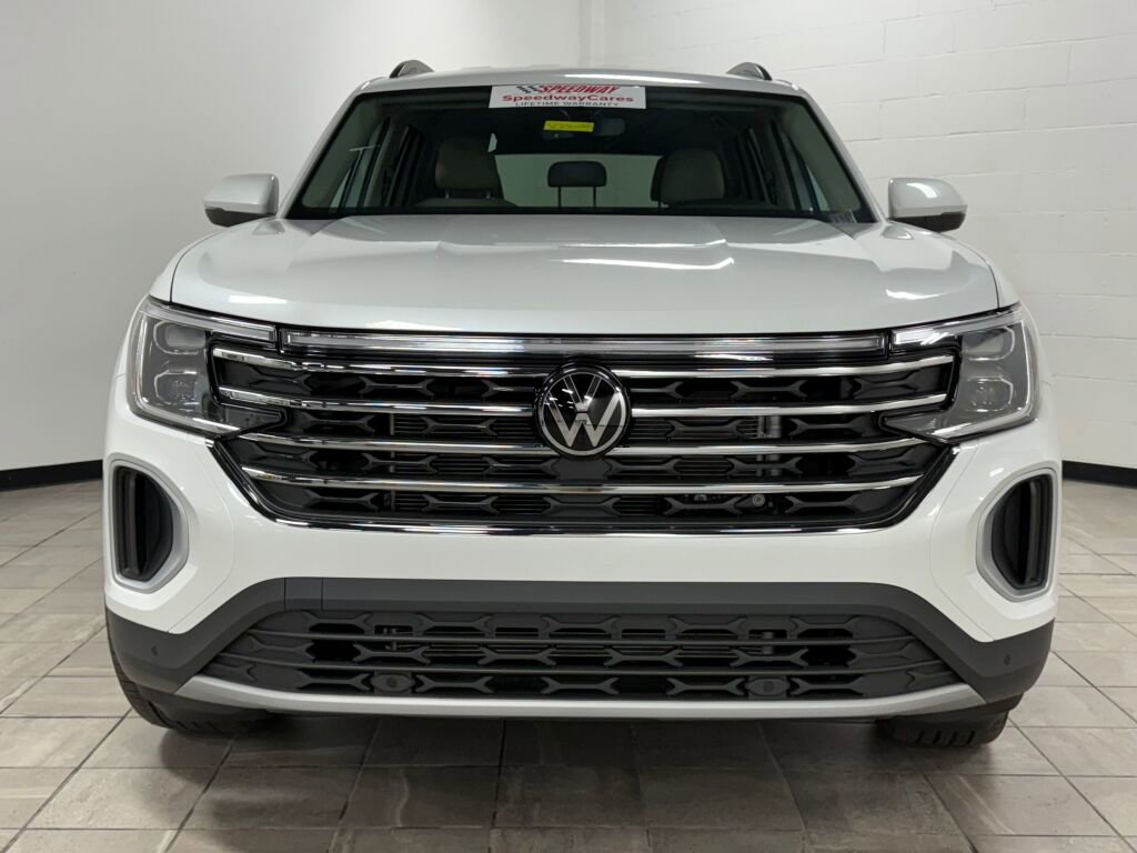 New 2026 Volkswagen Atlas SE image 2