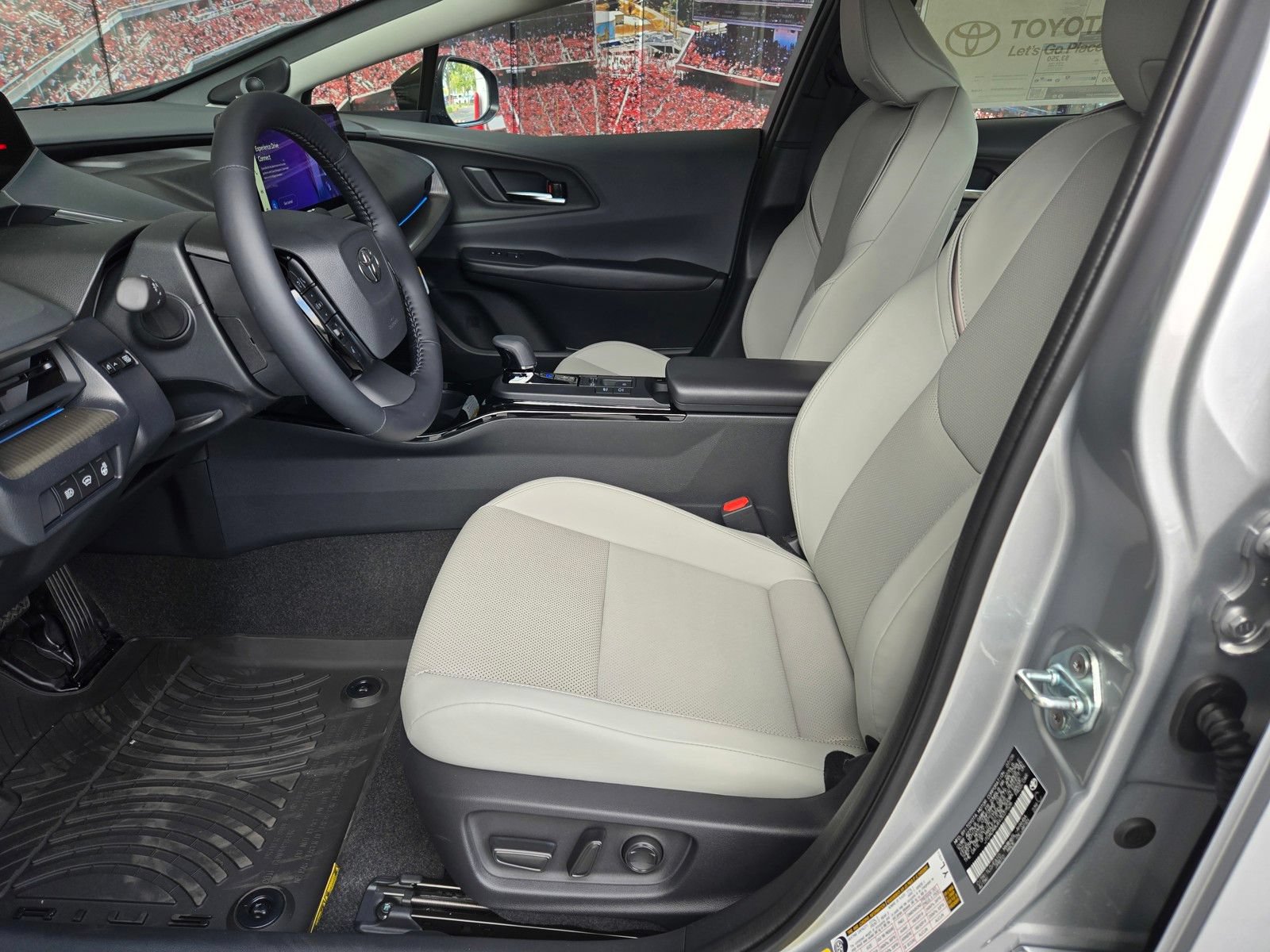 New 2027 Toyota Prius Limited AWD/4WD image 11