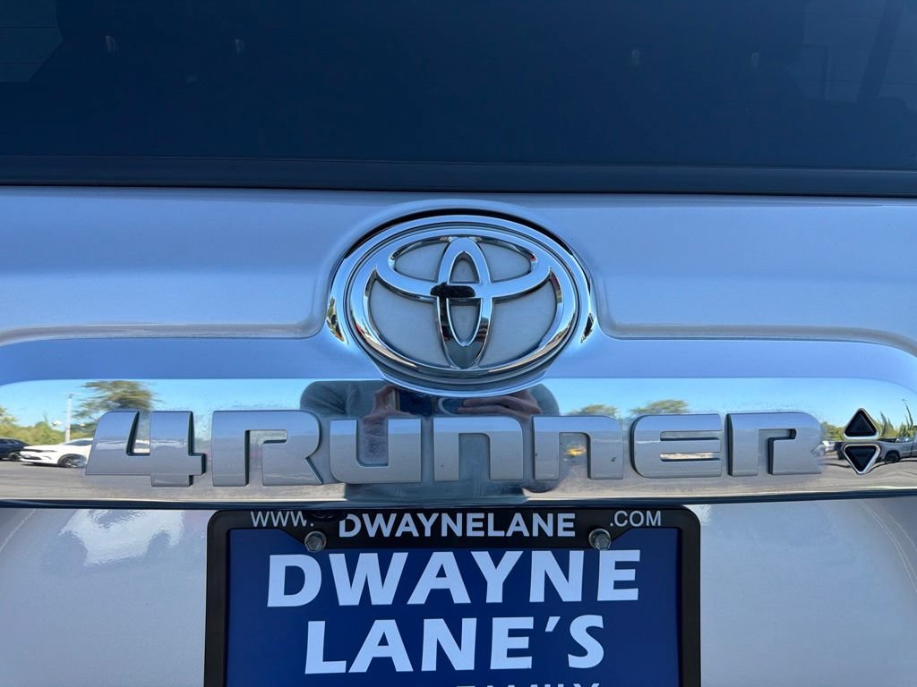 Used 2022 Toyota 4Runner Limited AWD/4WD image 33
