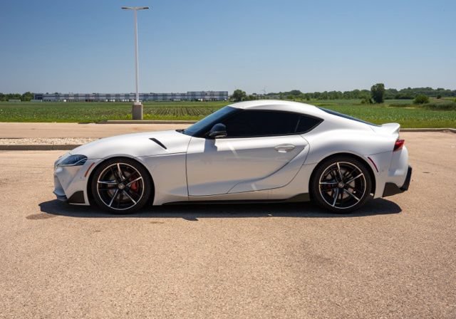 Used 2020 Toyota Supra RWD image 4