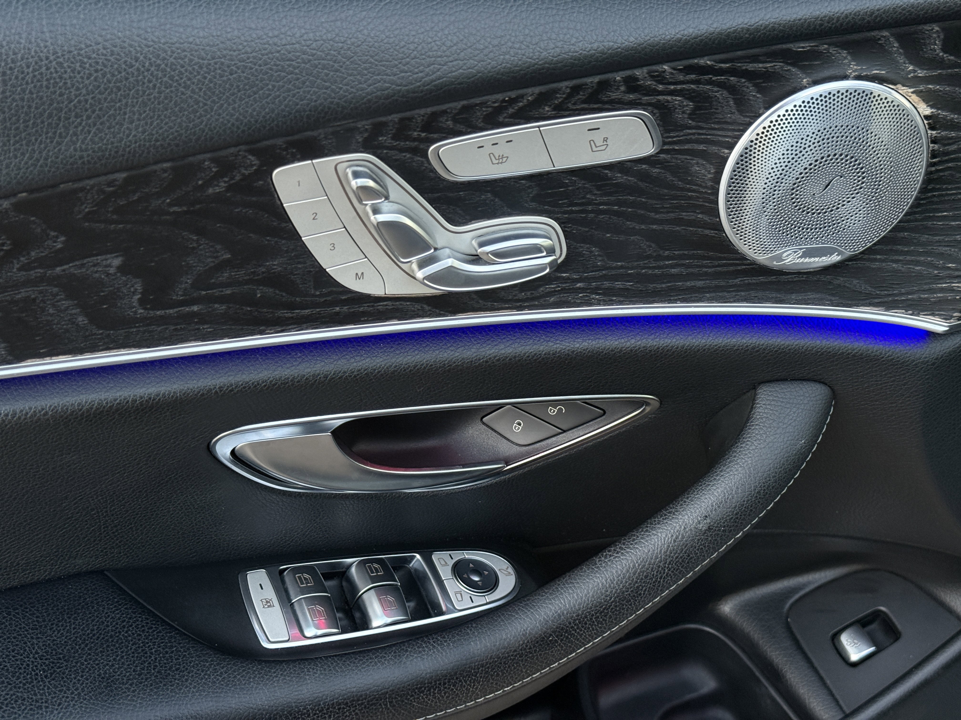 Used 2018 Mercedes-Benz E 300 image 26