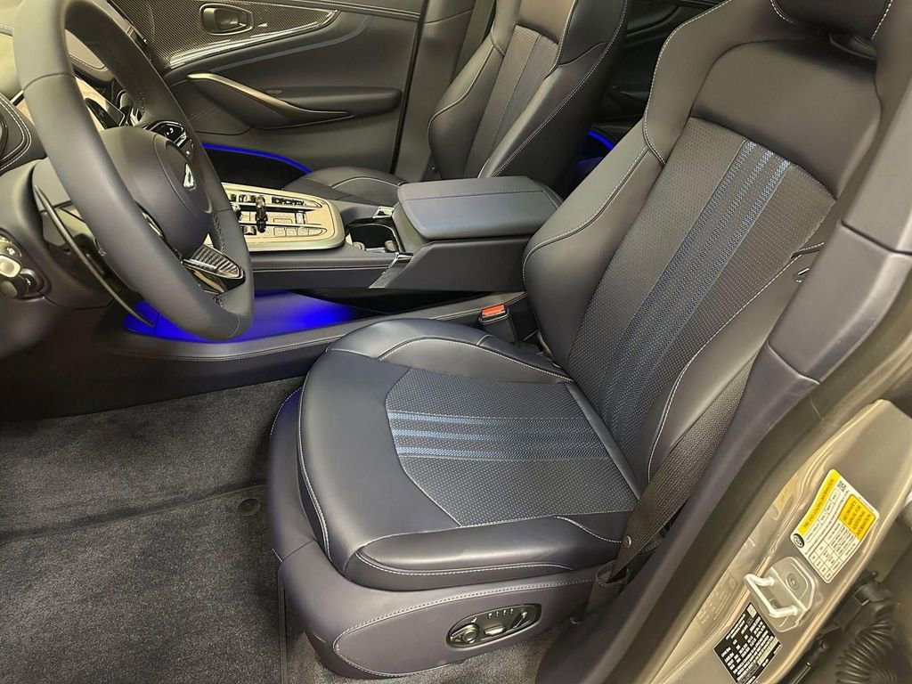 New 2026 Aston Martin DBX 707 image 5