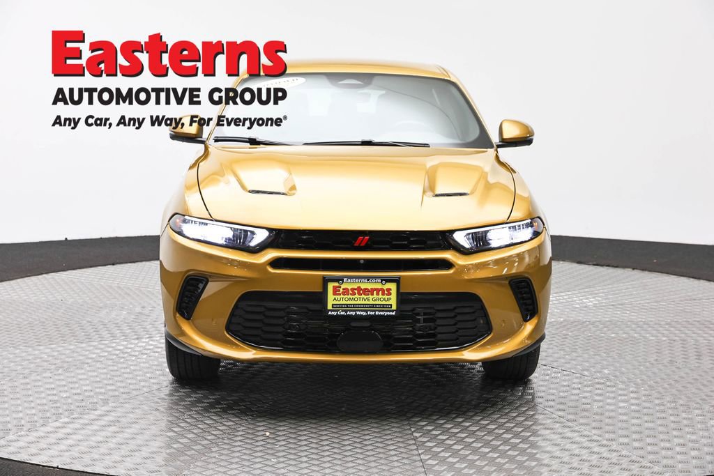 Used 2023 Dodge Hornet GT w/ Tech Pack w/o Parking AWD/4WD image 2