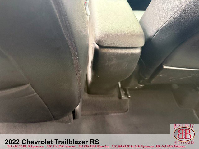 Used 2022 Chevrolet TrailBlazer RS FWD image 13