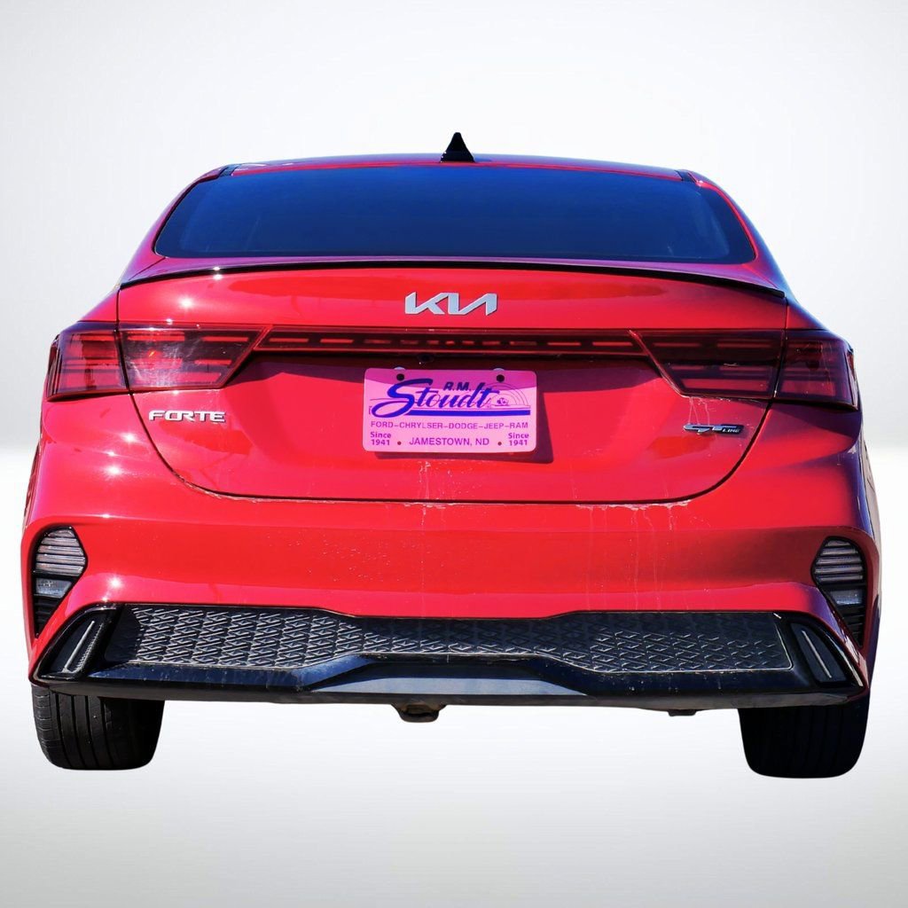 Used 2024 Kia Forte GT-Line w/ GT-Line Premium Package image 3
