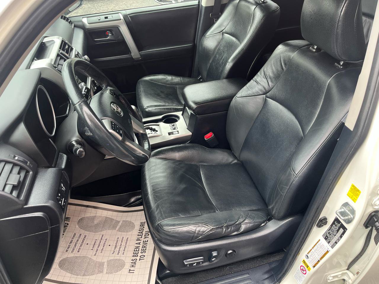 Used 2010 Toyota 4Runner Limited AWD/4WD image 26