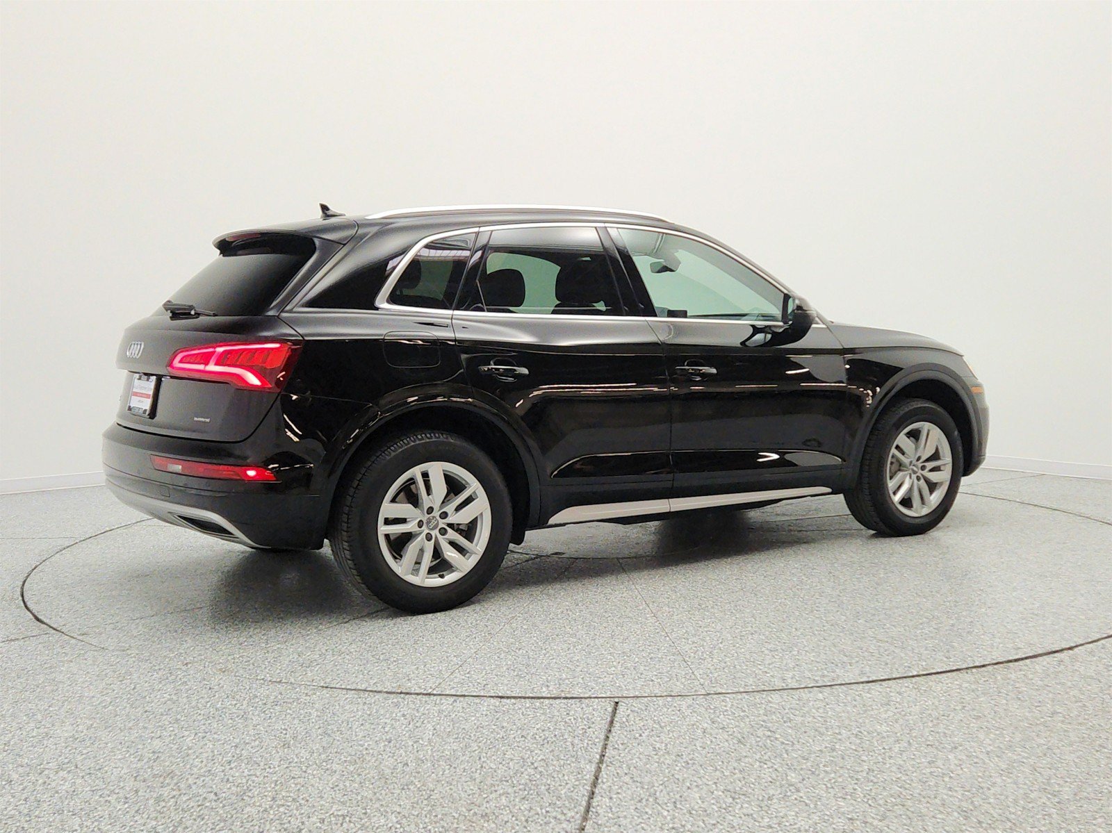 Used 2020 Audi Q5 2.0T Premium w/ Convenience Package AWD/4WD image 5