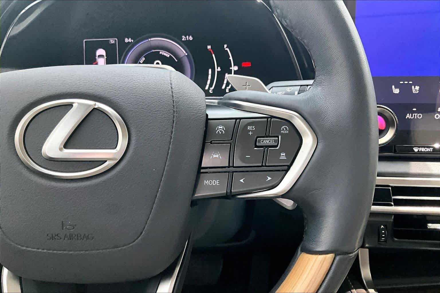 Used 2023 Lexus RX 350 w/ Accessory Package (2T) AWD/4WD image 25