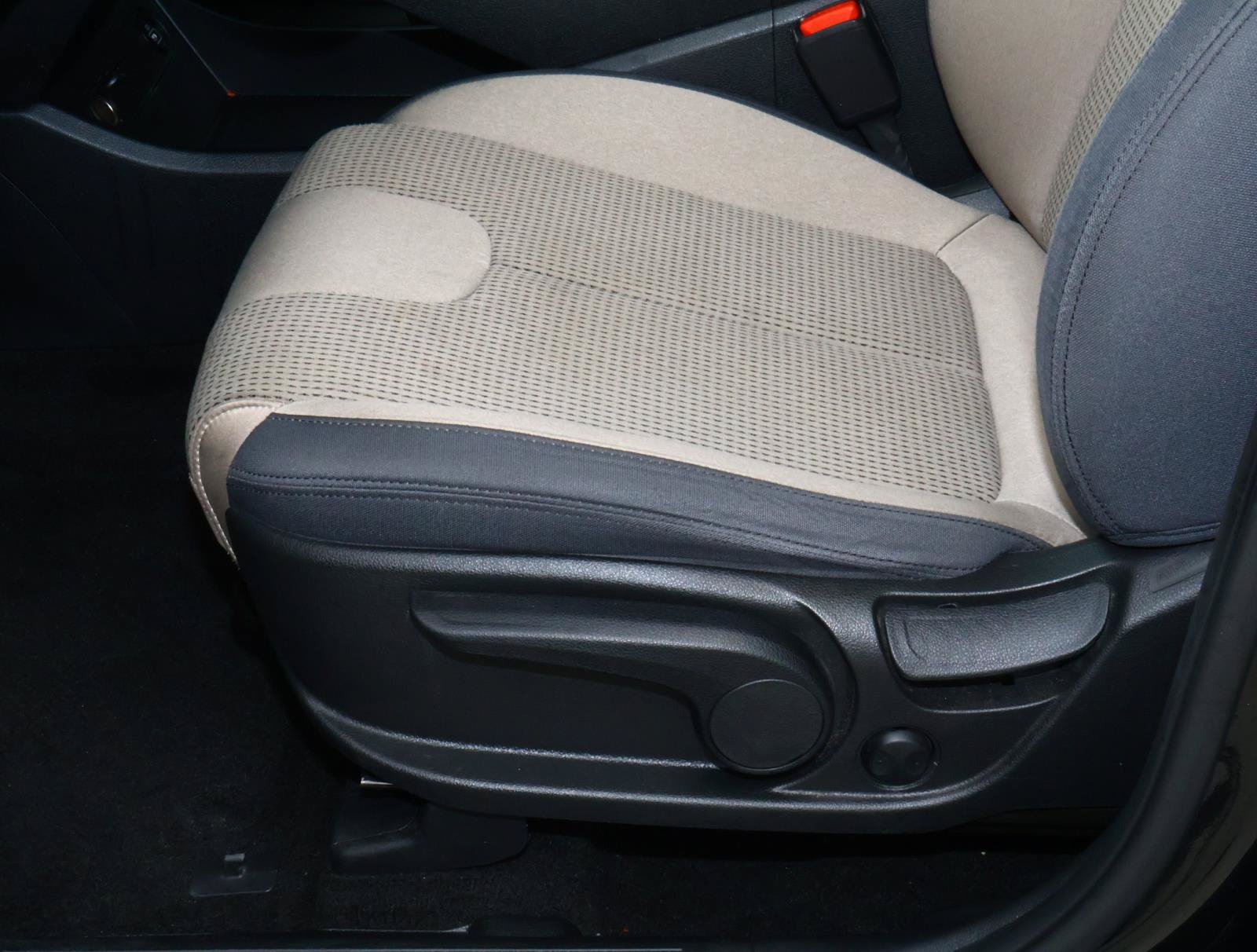 Used 2023 Hyundai Santa Fe SE w/ Cargo Package AWD/4WD image 12