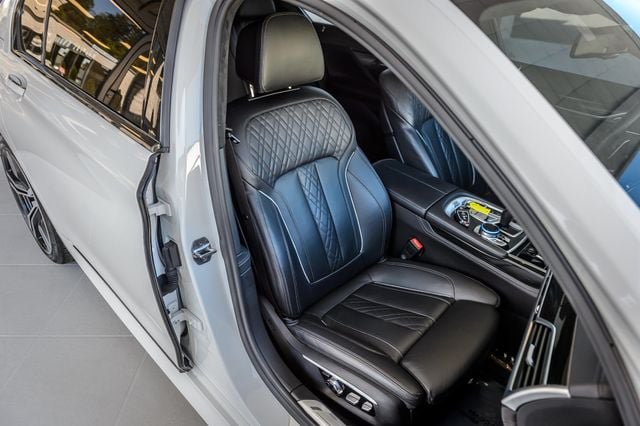 Used 2017 BMW 740i RWD image 46