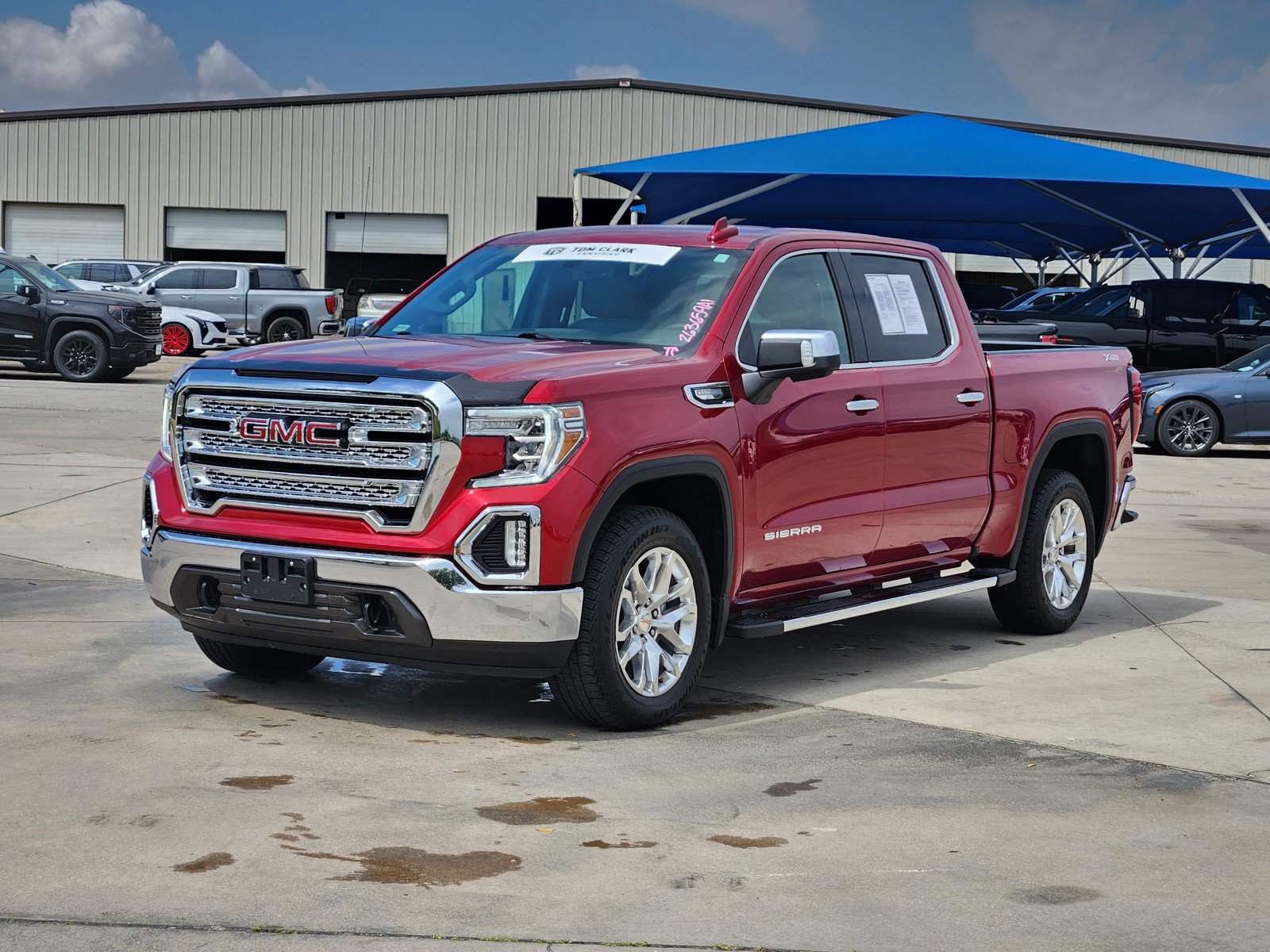 Used 2021 GMC Sierra 1500 SLT AWD/4WD image 2
