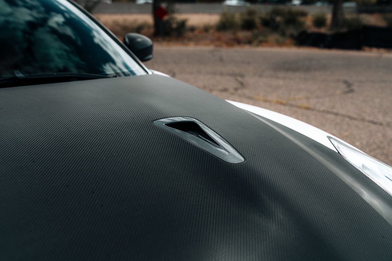 Used 2014 Nissan GT-R Black Edition AWD/4WD image 11
