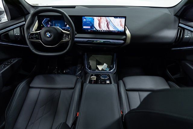 Used 2025 BMW X3 xDrive30i w/ Premium Package image 21