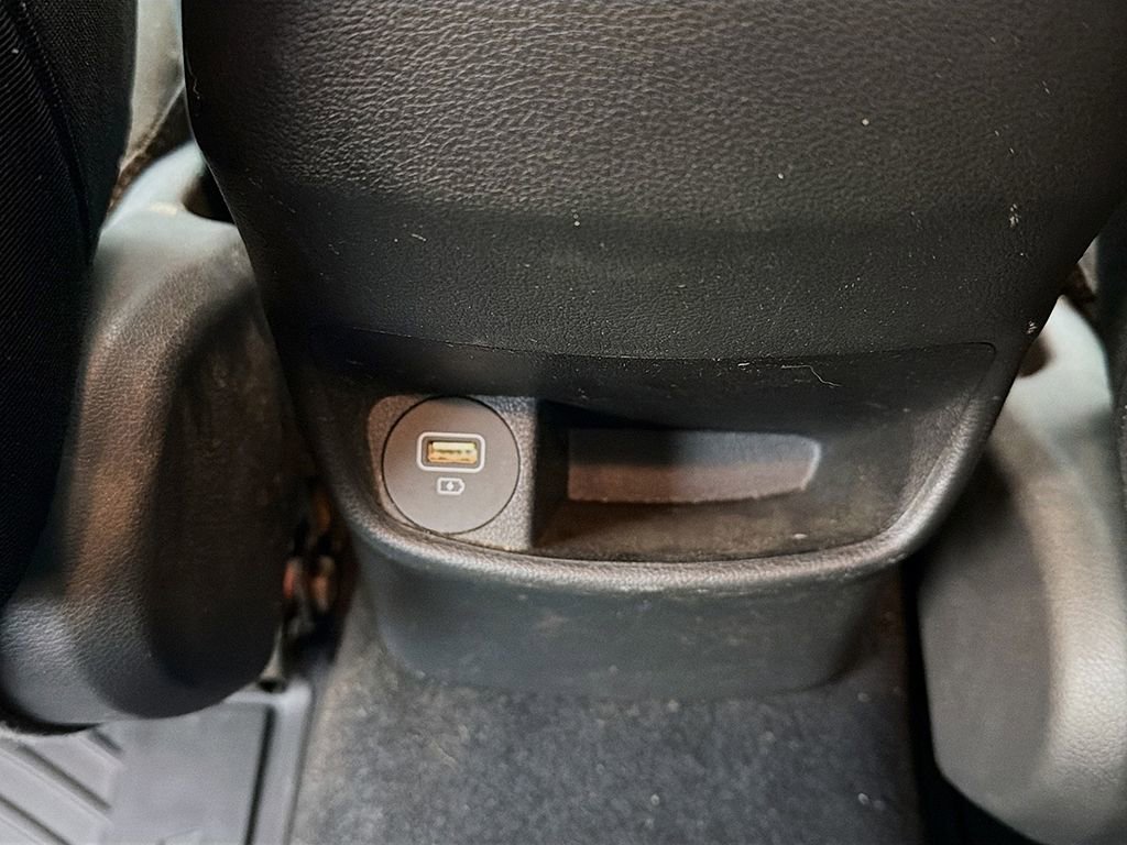 Used 2023 Hyundai Kona SEL w/ Cargo Package image 33