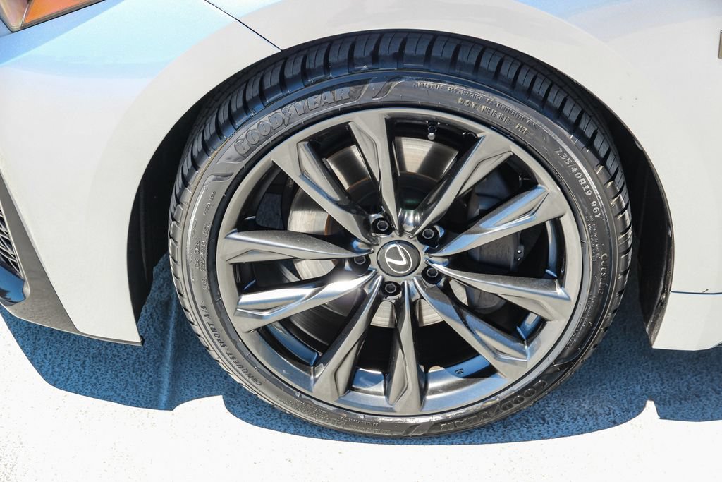 Certified 2024 Lexus IS 300 F Sport RWD image 11