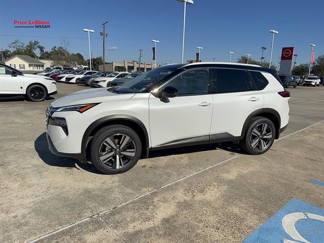 Certified 2024 Nissan Rogue SL FWD image 5