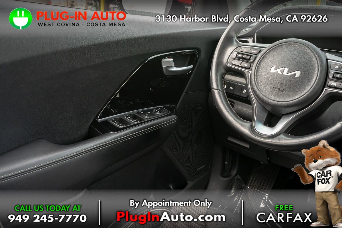 Used 2022 Kia Niro EX image 13