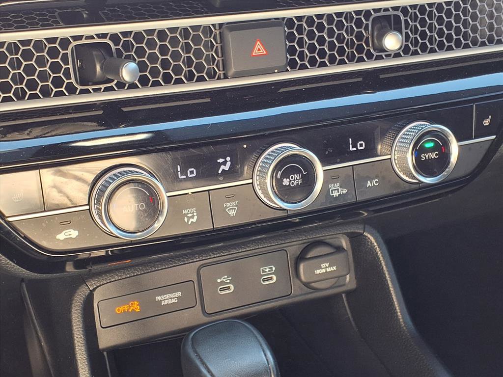 Used 2025 Honda Civic Sport image 7