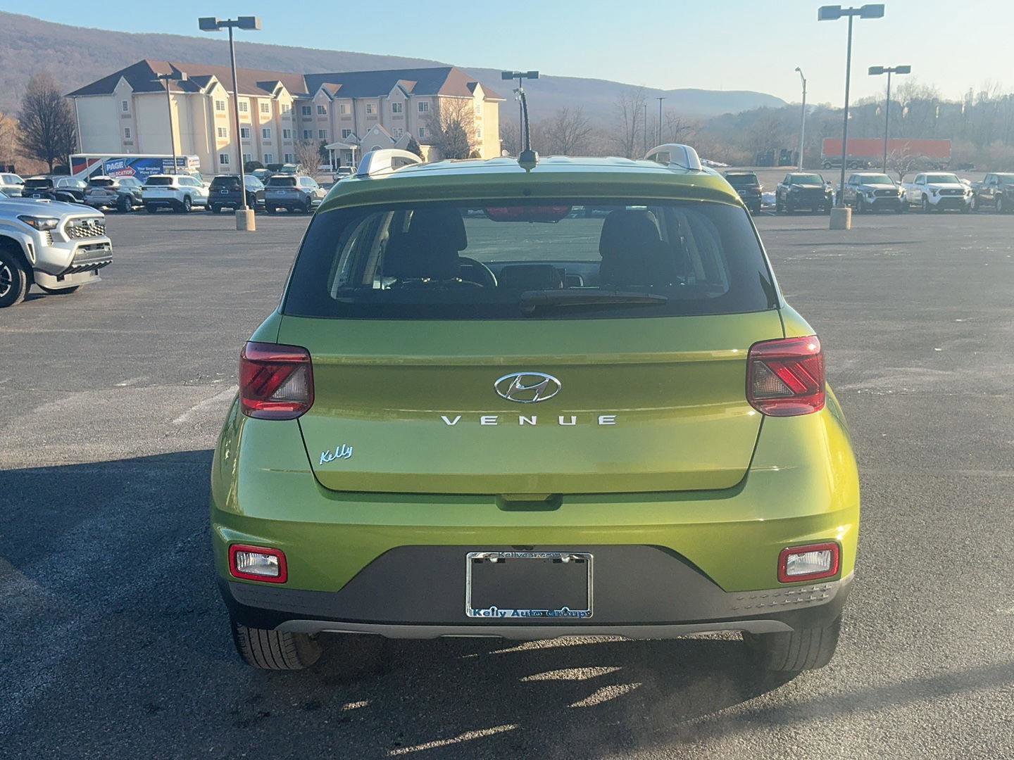 Certified 2024 Hyundai Venue SEL image 8