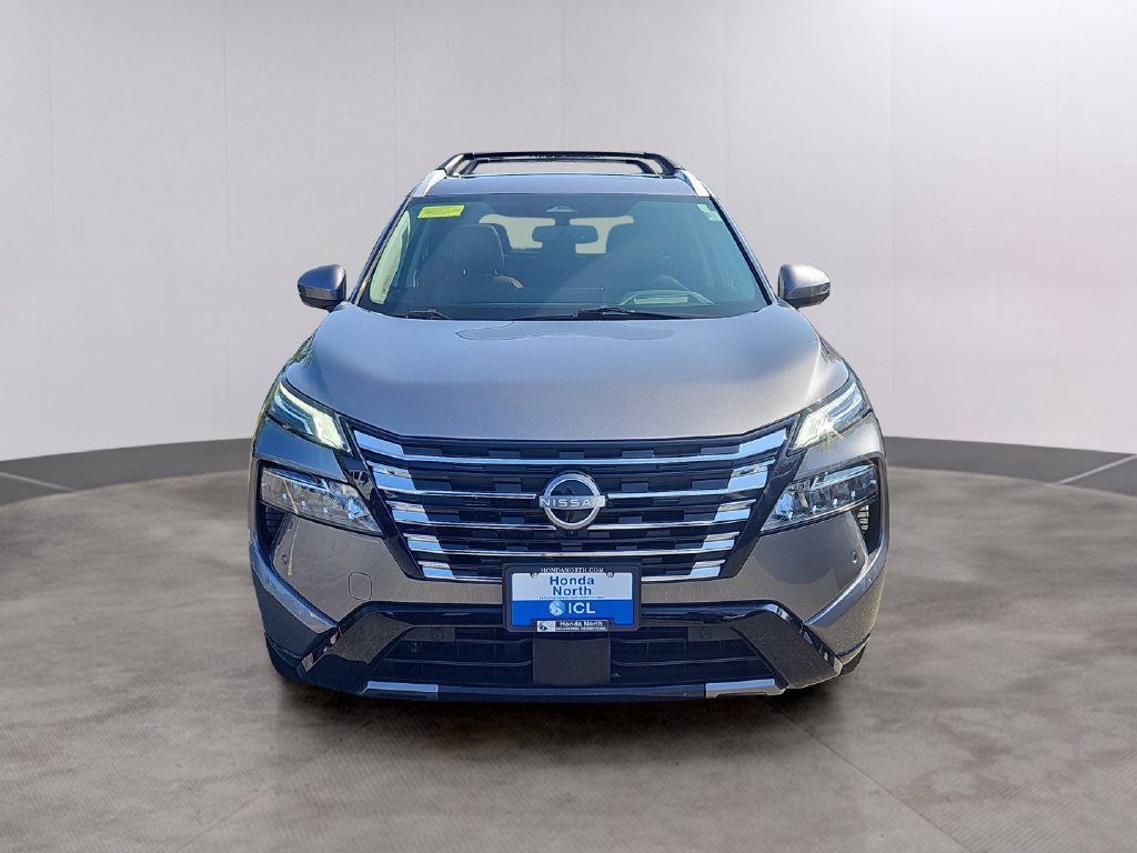 Used 2025 Nissan Rogue Platinum w/ Platinum Premium Package AWD/4WD image 2