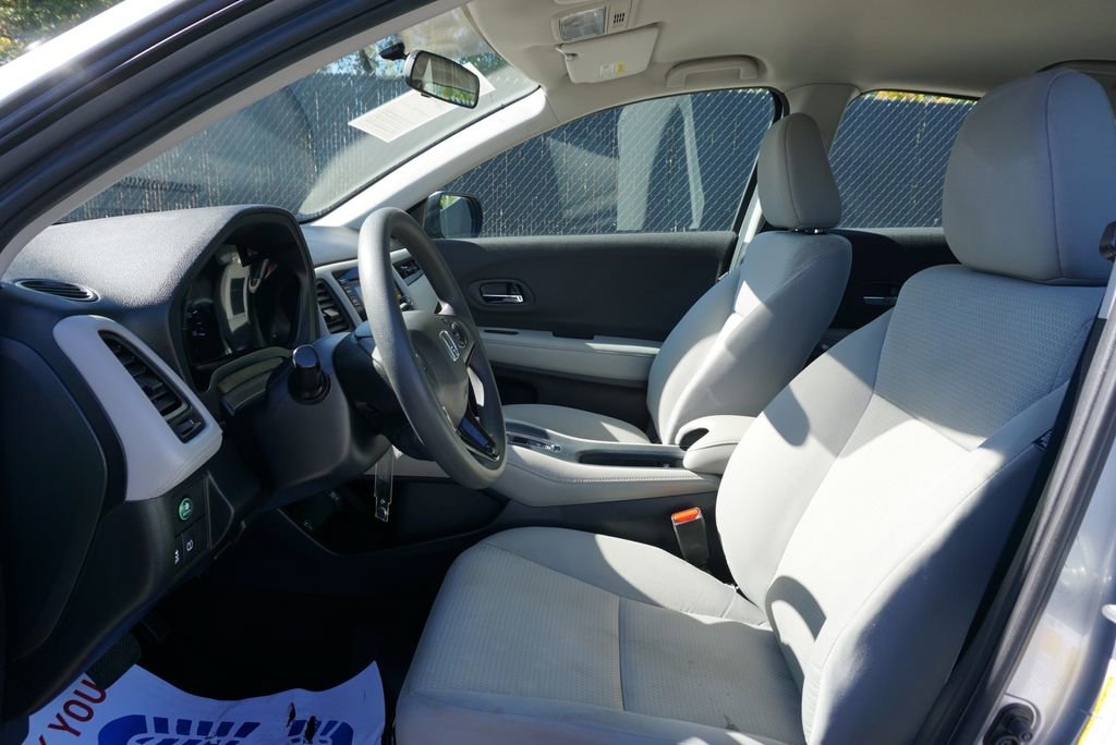 Used 2020 Honda HR-V LX image 23