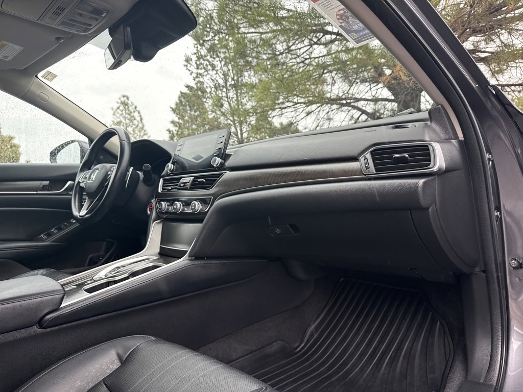 Used 2018 Honda Accord EX-L image 32