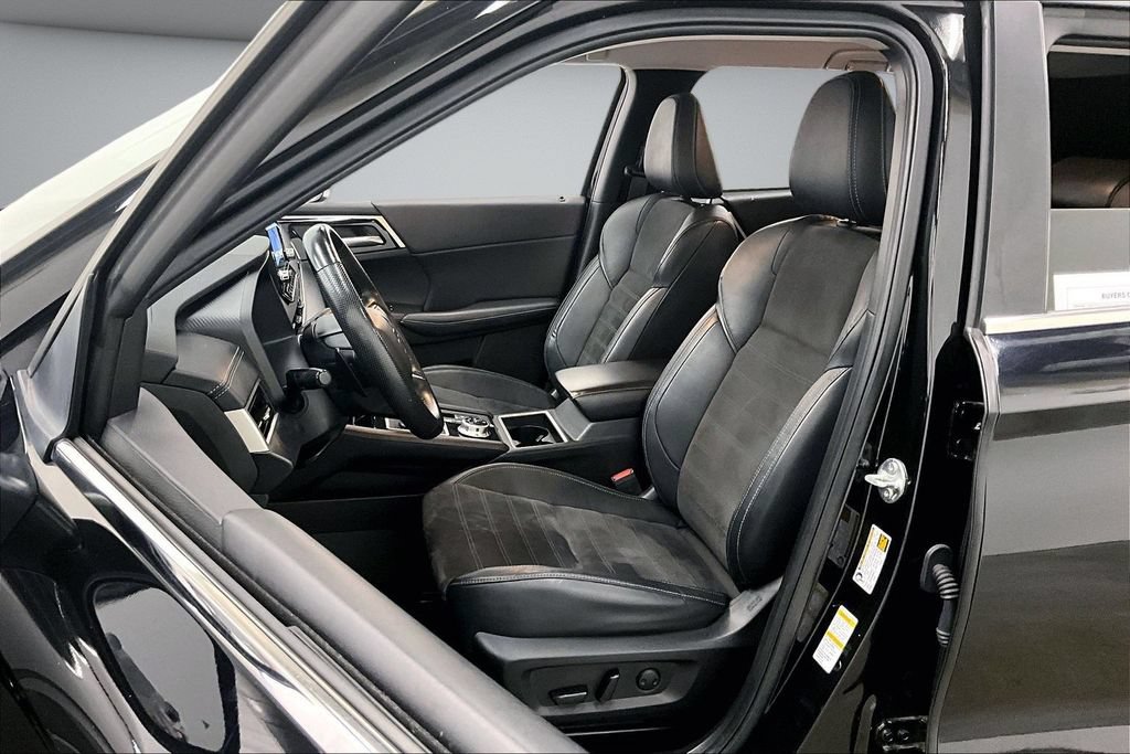 Used 2023 Mitsubishi Outlander SE Black Edition AWD/4WD image 21