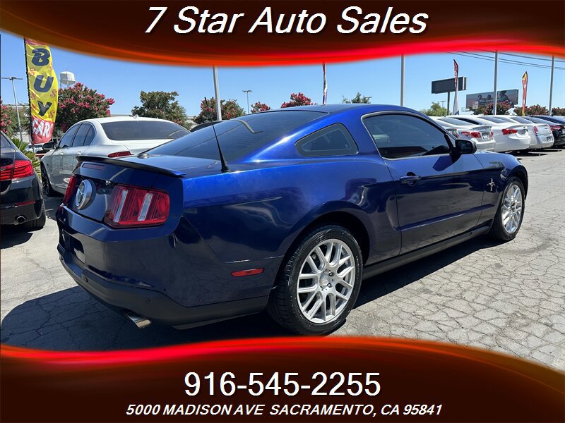Used 2012 Ford Mustang Premium image 6