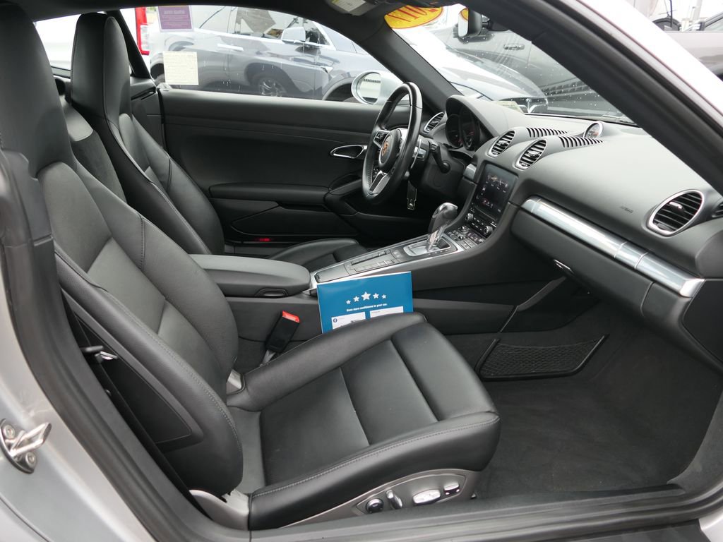 Used 2017 Porsche 718 Cayman image 23