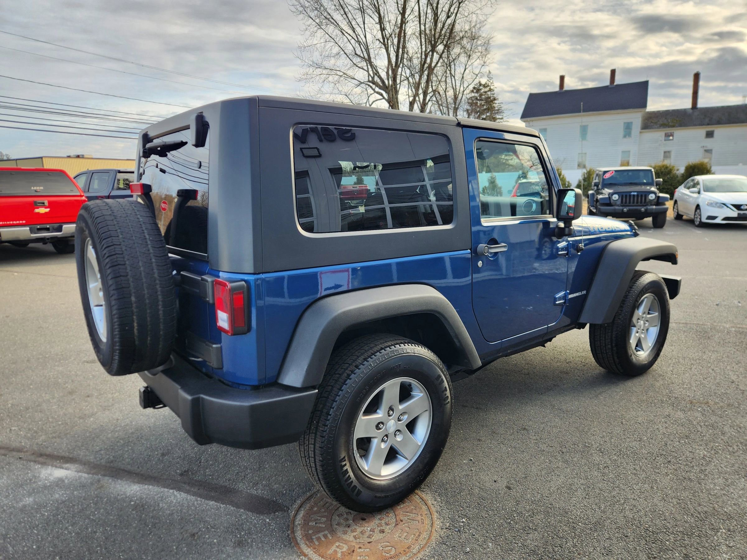 Used 2012 Jeep Wrangler Rubicon w/ Dual Top Group image 21