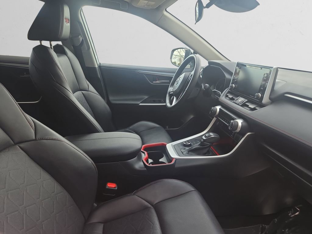 Used 2020 Toyota RAV4 TRD Off-Road image 16