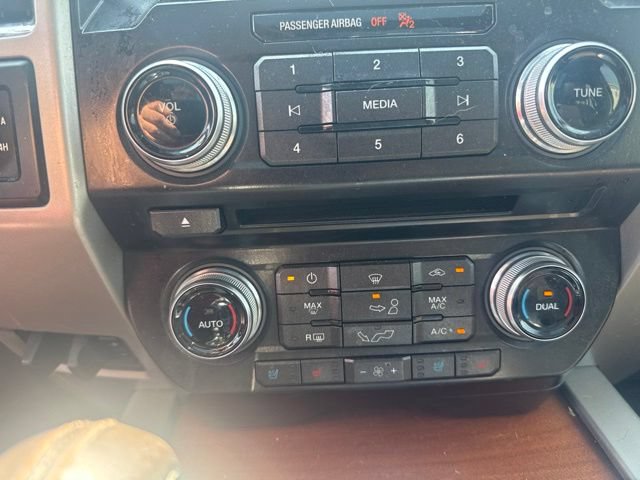 Used 2015 Ford F150 King Ranch w/ Equipment Group 601A Luxury AWD/4WD image 17