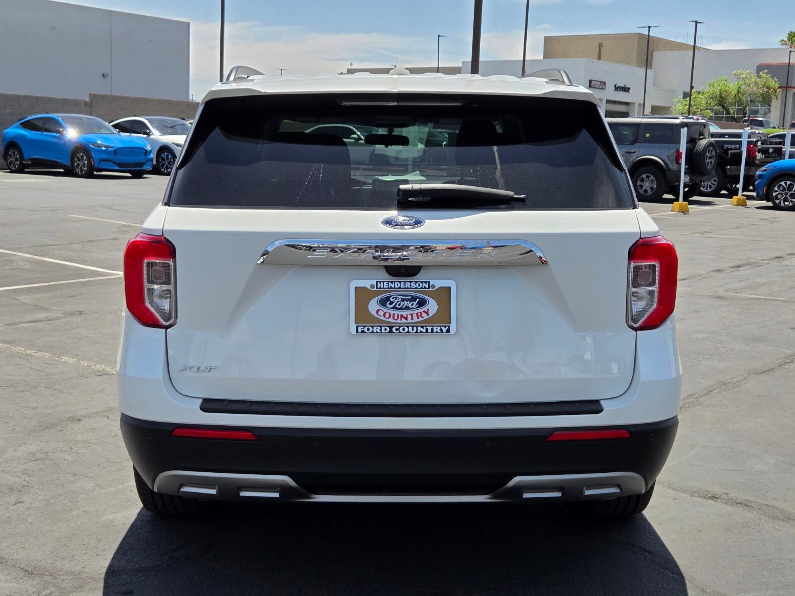 Certified 2023 Ford Explorer XLT w/ Equipment Group 202A RWD image 5