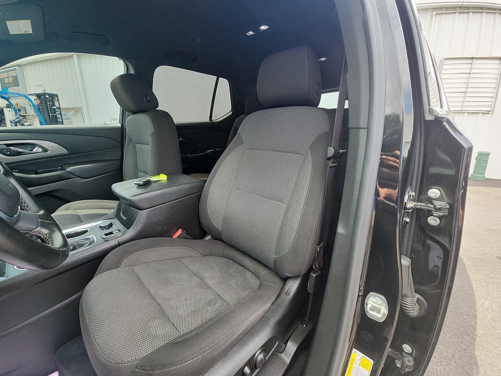 Used 2023 Chevrolet Traverse LT w/ LPO, Floor Liner Package AWD/4WD image 21