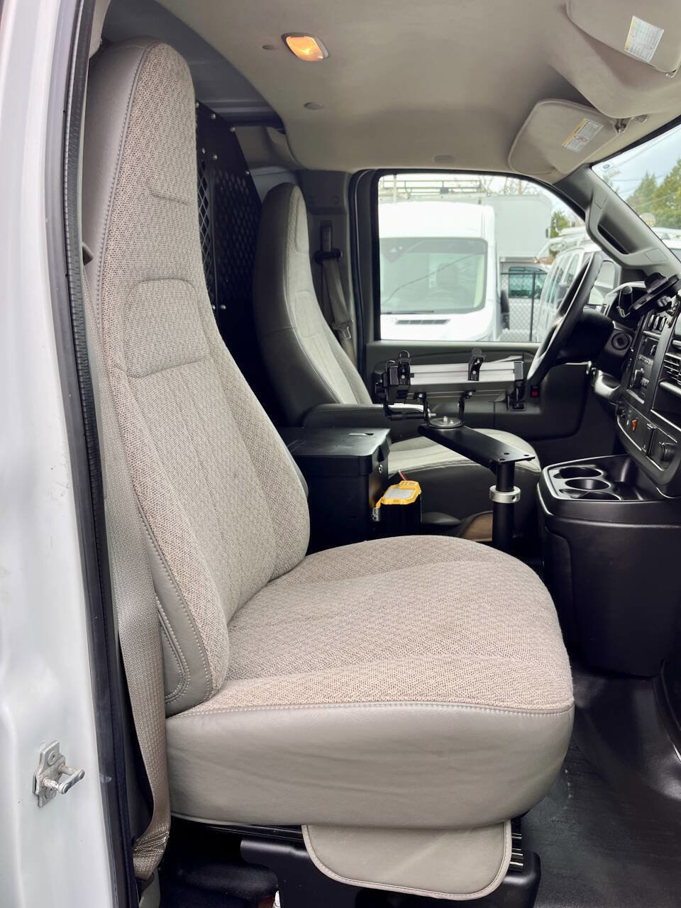 Used 2016 Chevrolet Express 2500 w/ Cold Climate Package image 17