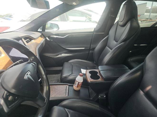 Used 2020 Tesla Model S Long Range Plus image 7