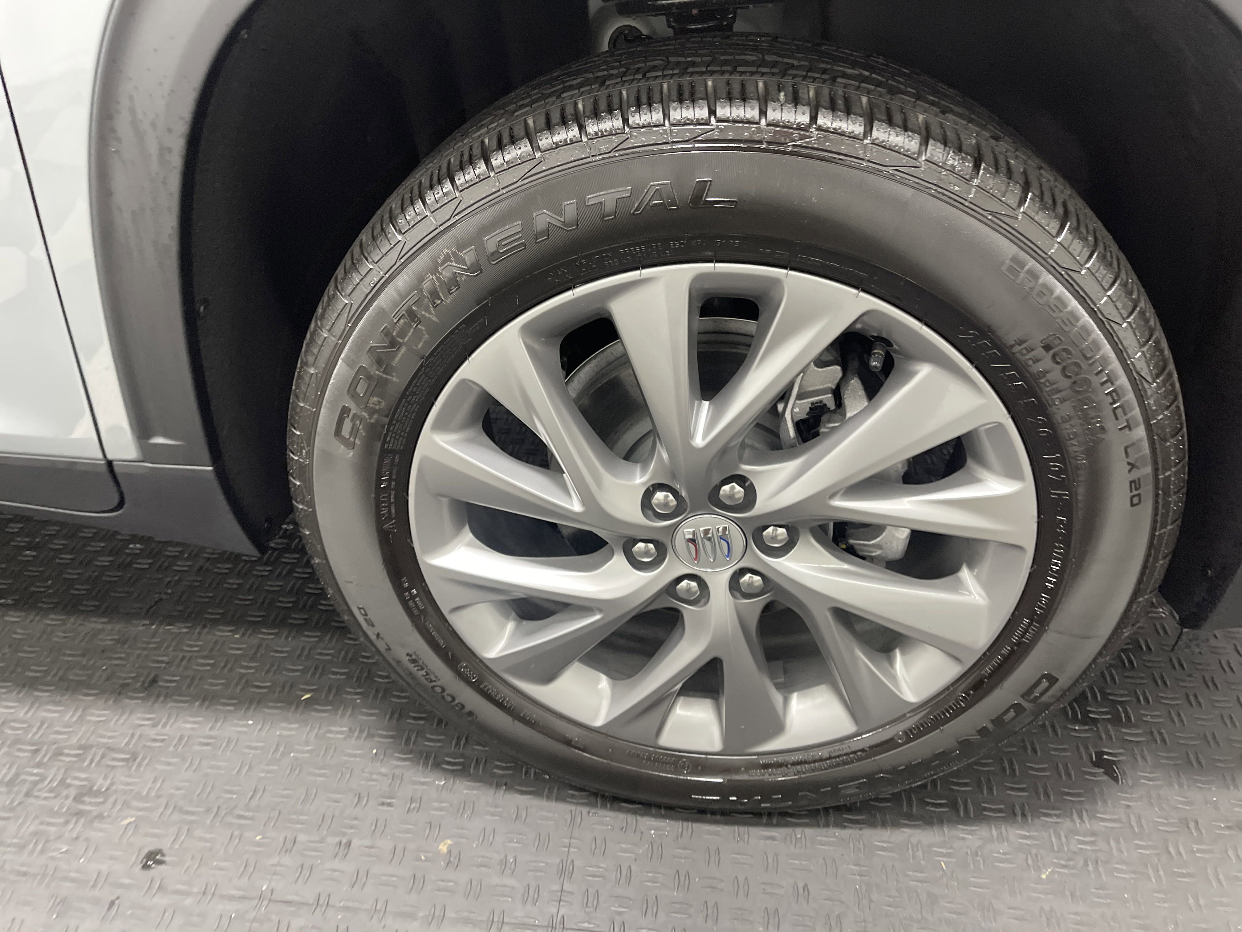 Used 2026 Buick Enclave Preferred w/ Super Cruise Package image 28