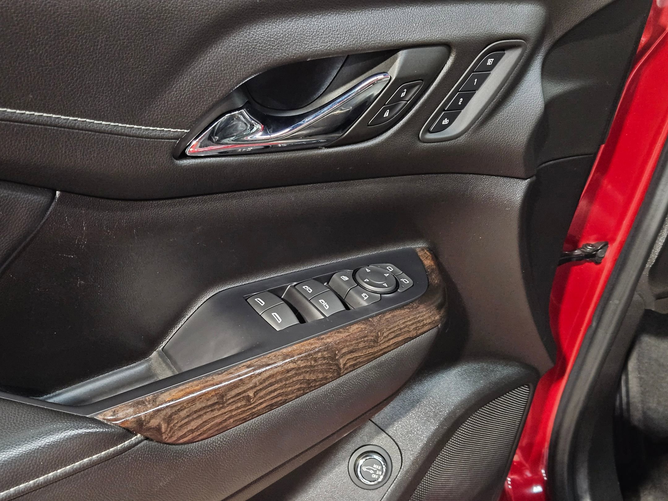 Used 2022 GMC Acadia Denali image 21