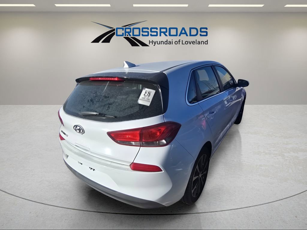 Used 2018 Hyundai Elantra GT image 5